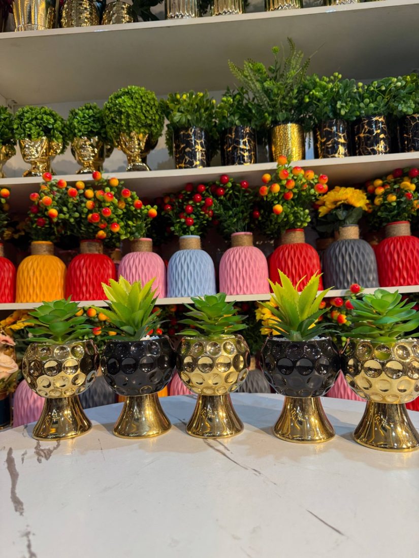 Golden Dot table flower Flowers decor from Eleos Decor main product view
