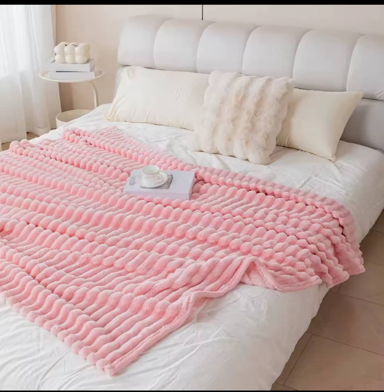 Soft plush warm winter Blanket Throw Blankets decor from Eleos Decor 3