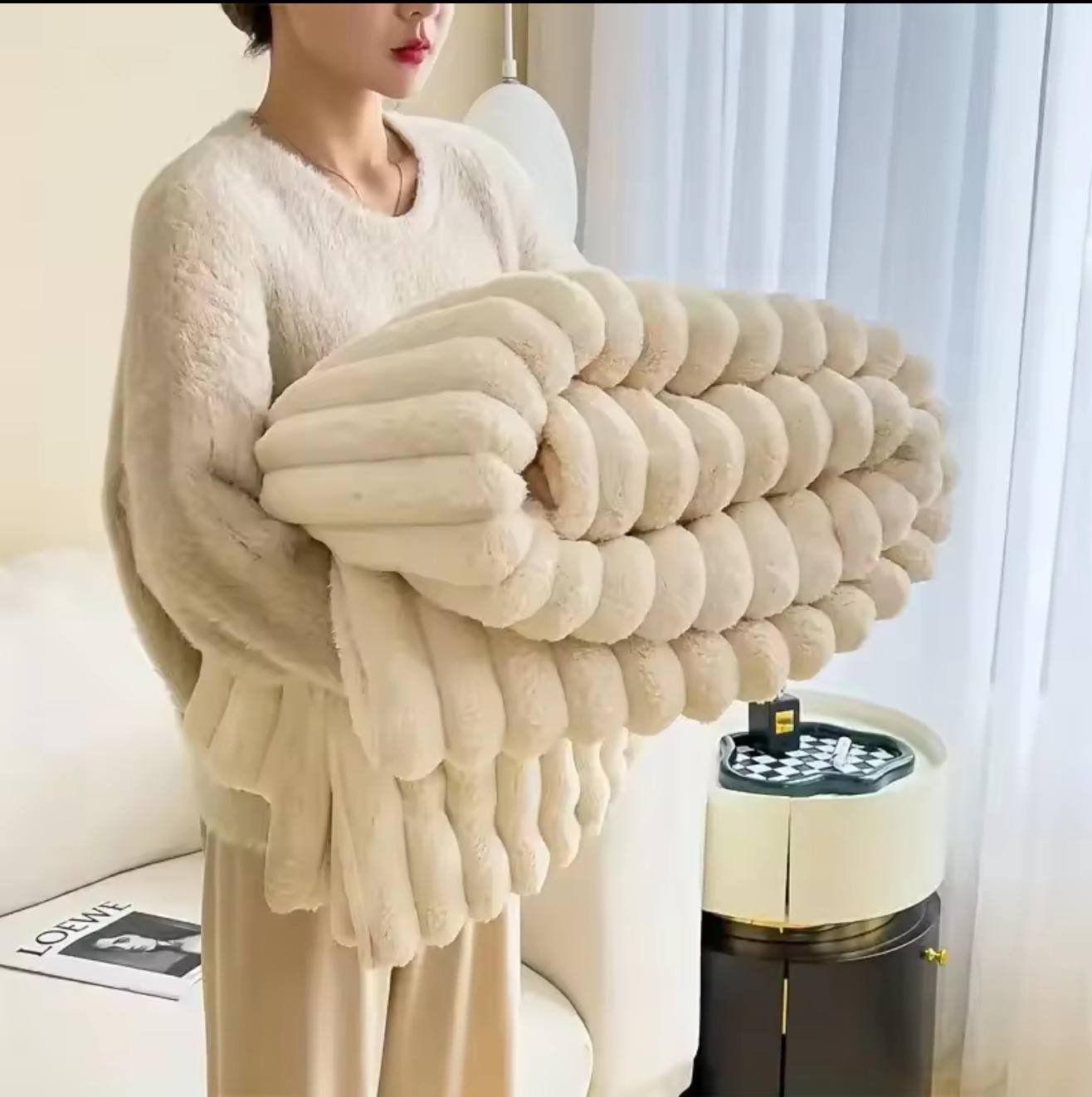 Soft plush warm winter Blanket Throw Blankets decor from Eleos Decor 4