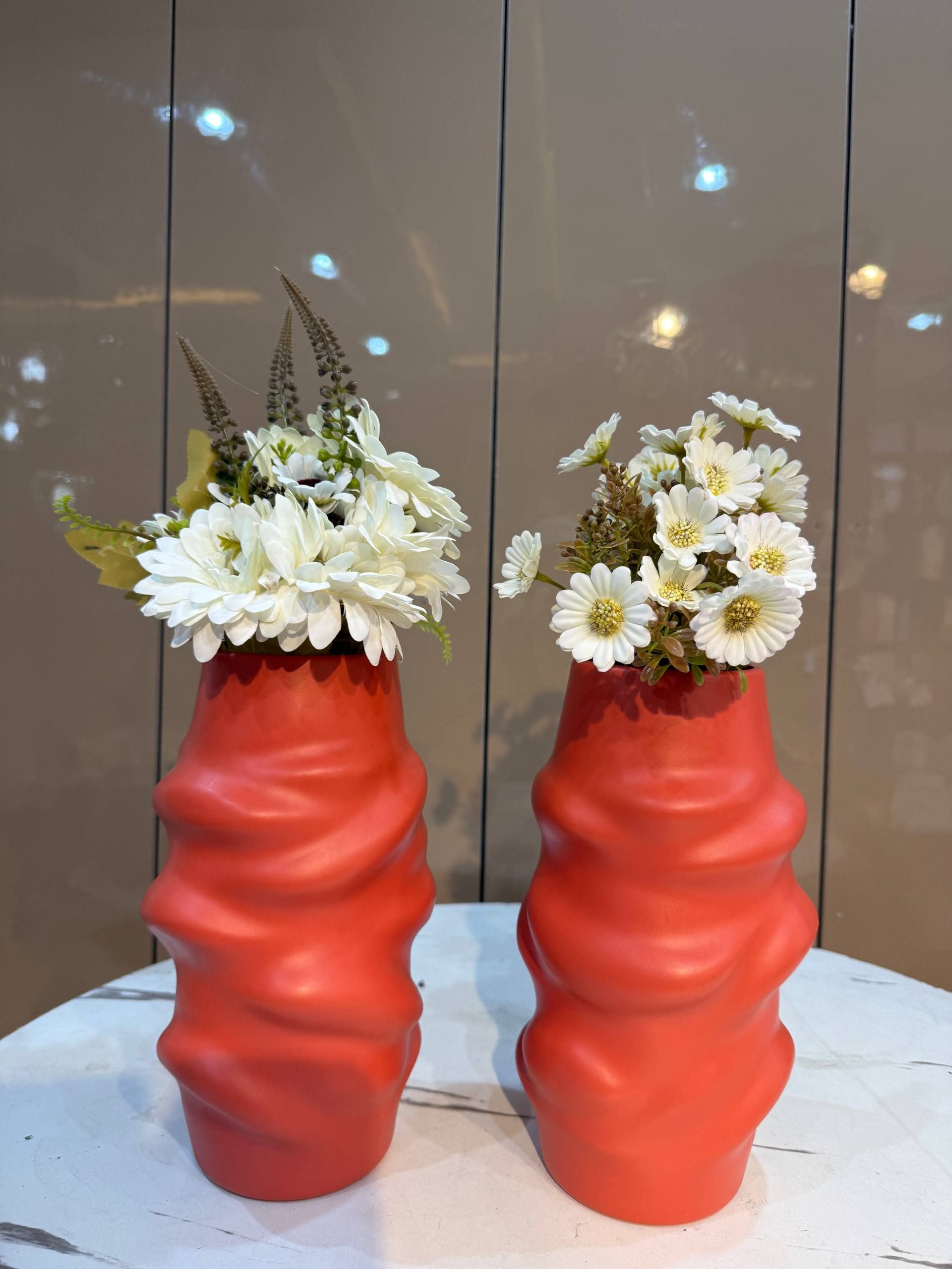 Dining flower decor Flowers decor from Eleos Decor